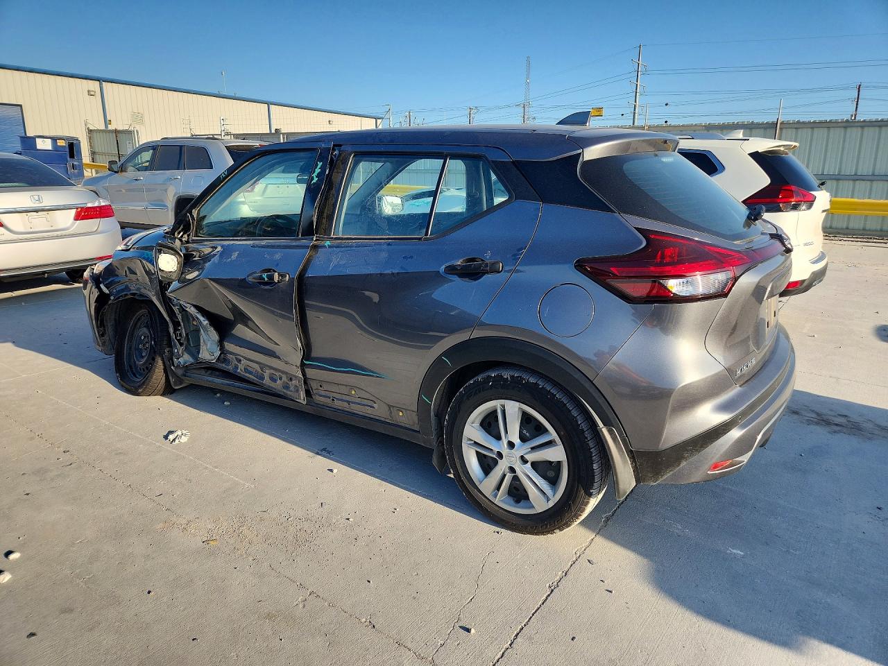 Nissan Kicks S