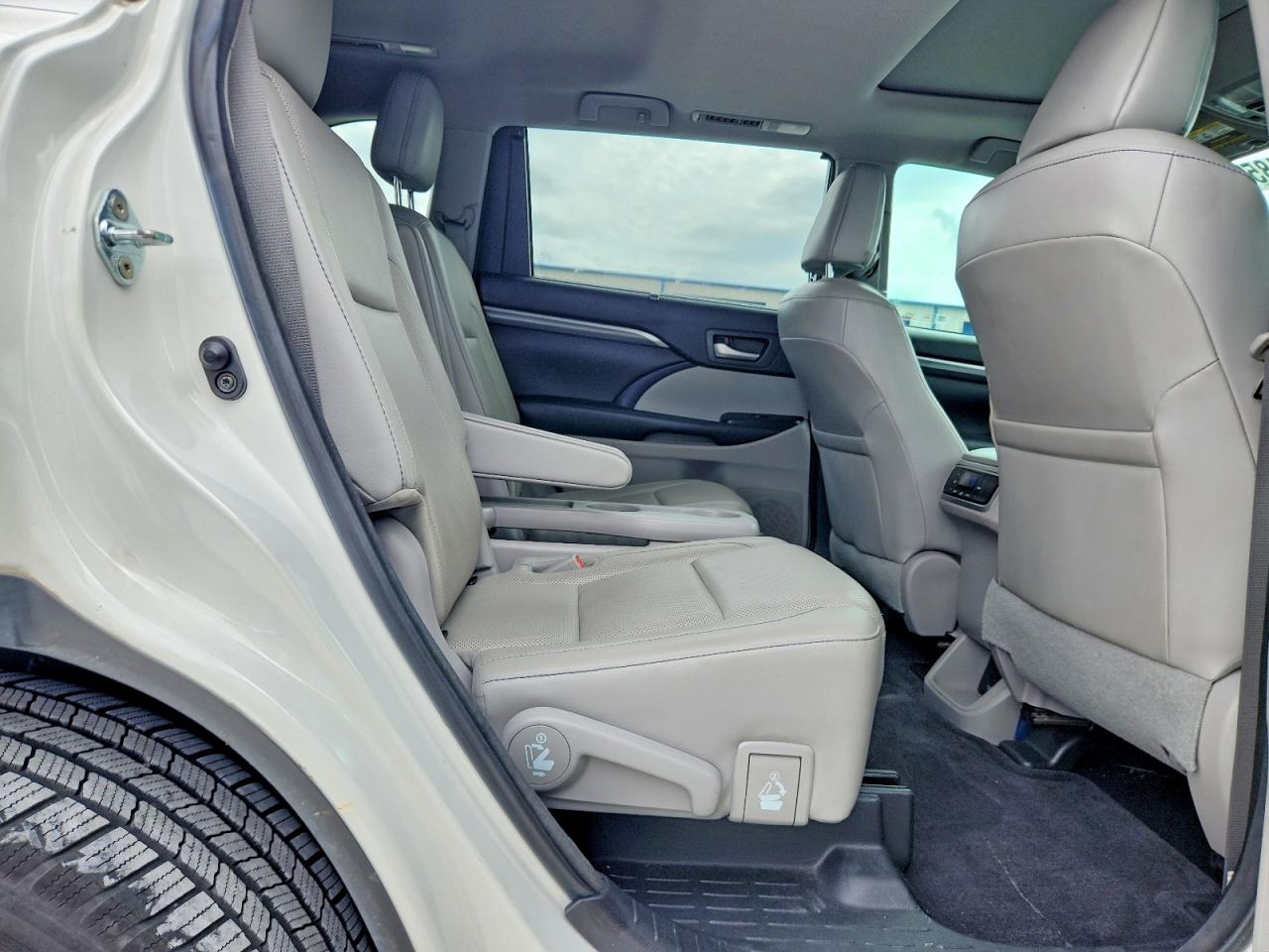 Toyota Highlander Limited