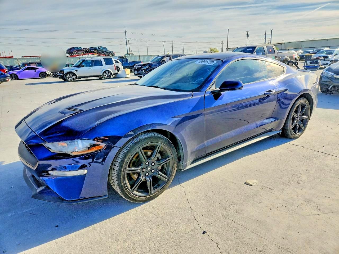 Salvage Ford Mustang Image