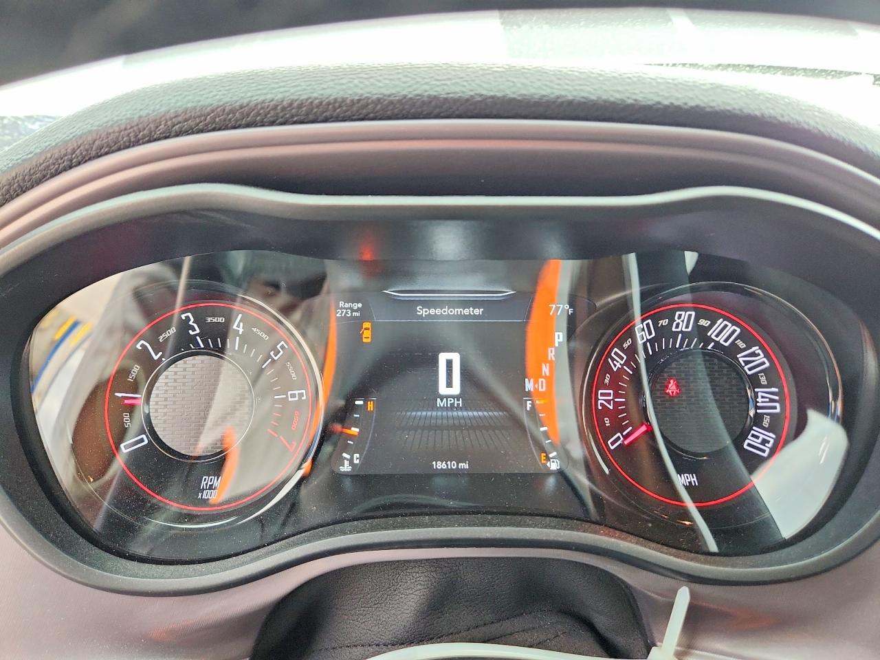 Dodge Challenger Sxt