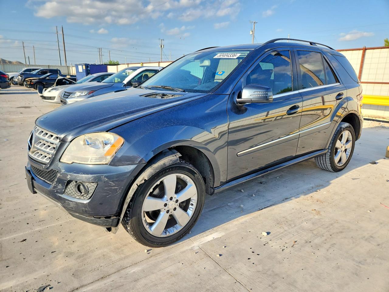 Salvage Mercedes-Benz M-Class Image