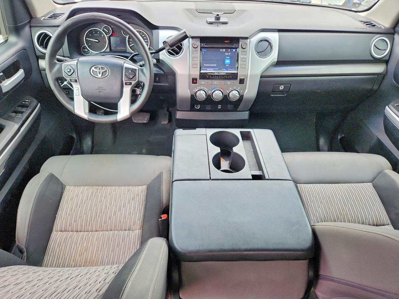 Toyota Tundra Crewmax Sr5