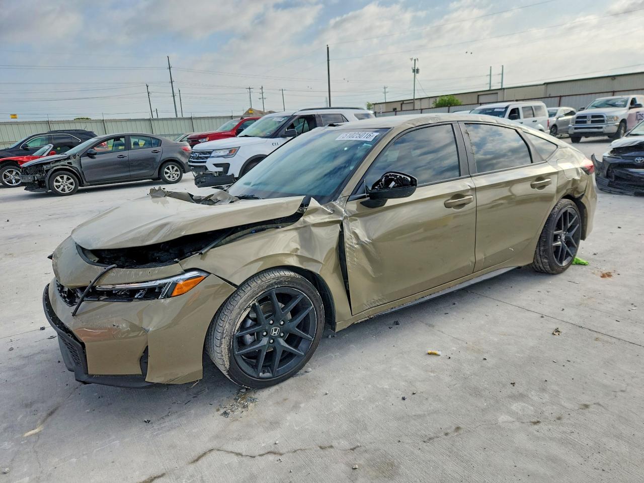 Salvage Honda Civic Image