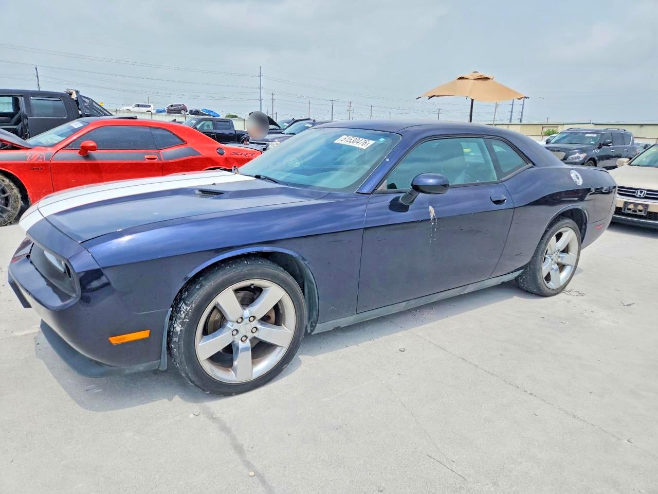 Salvage Dodge Challenger Image