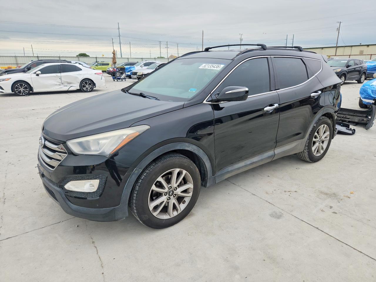 Salvage Hyundai SANTA FE Image
