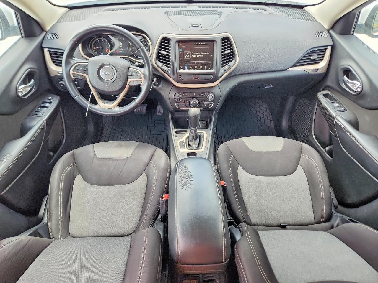 Jeep Grand Cherokee Latitude