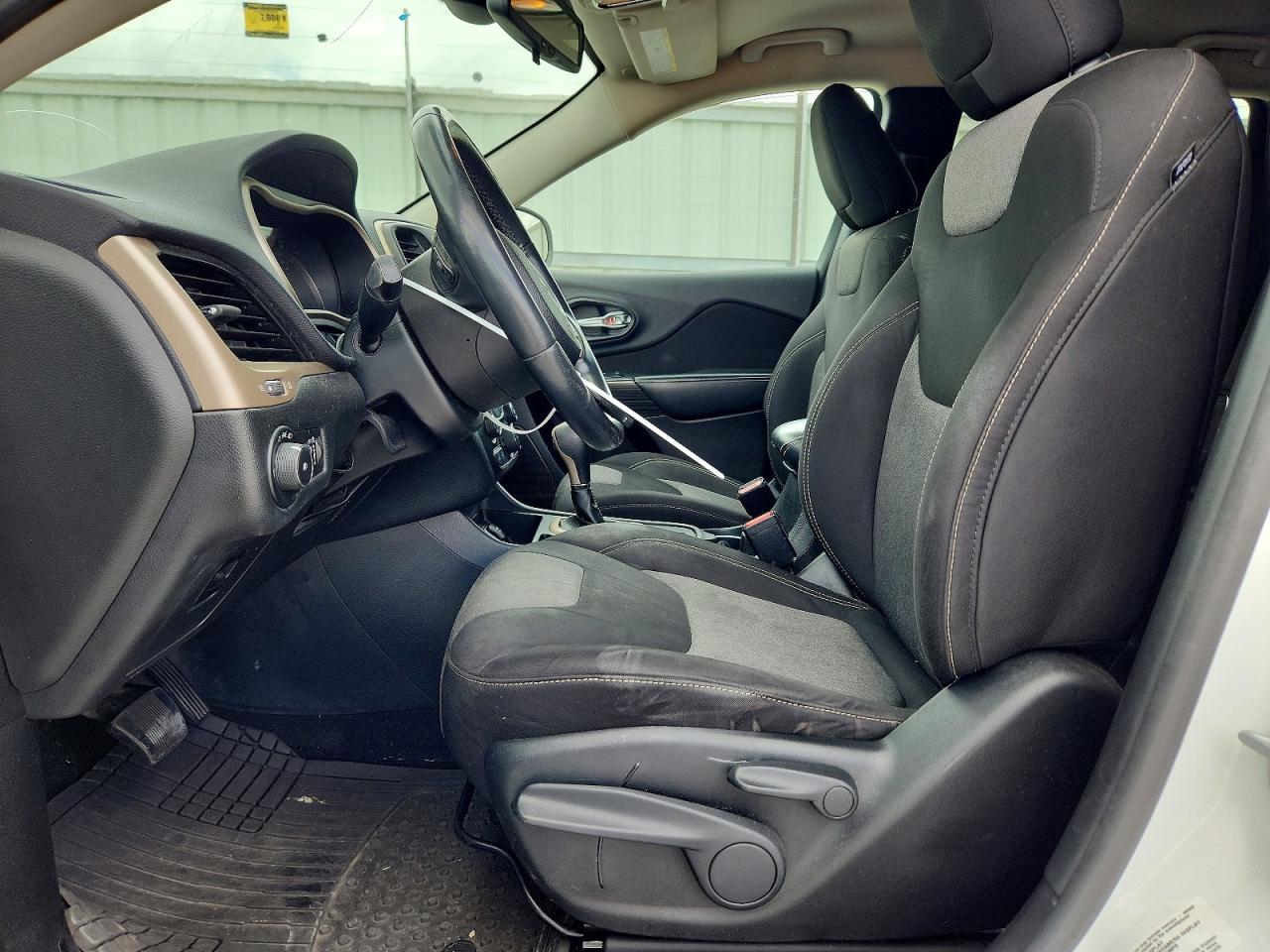 Jeep Grand Cherokee Latitude