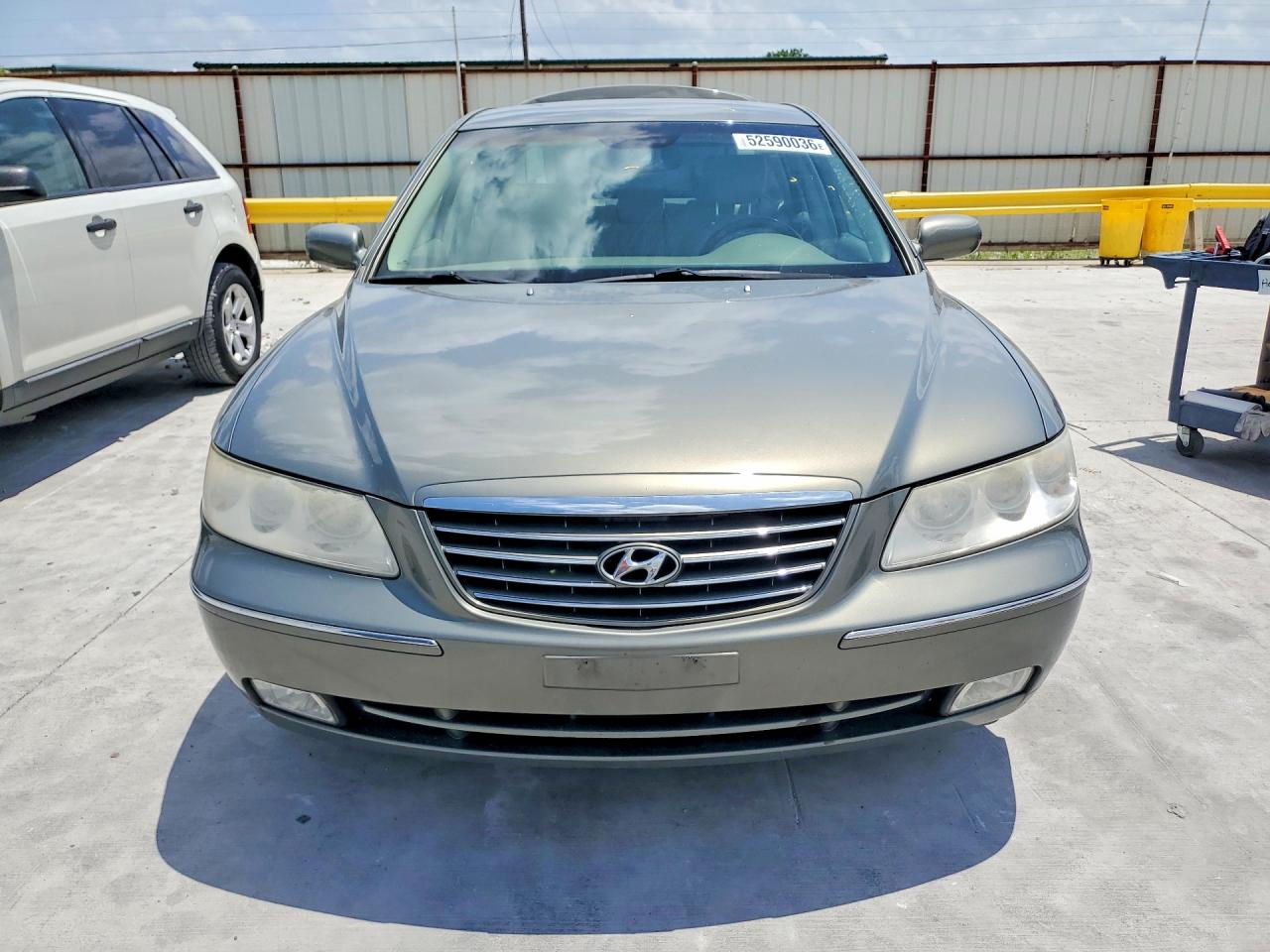 Hyundai Azera Se