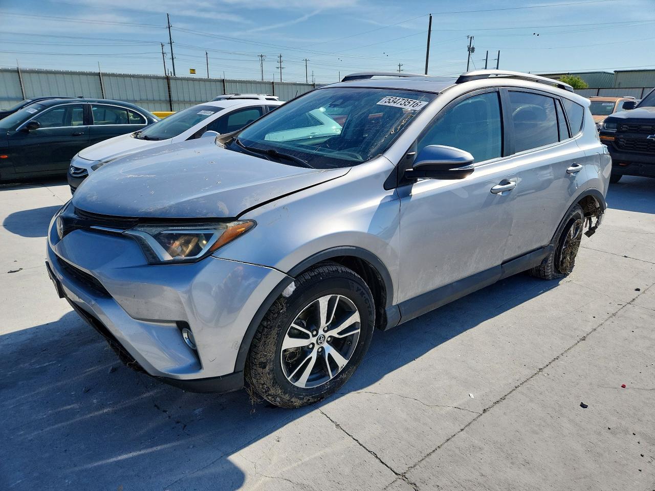 Salvage Toyota RAV4 Image