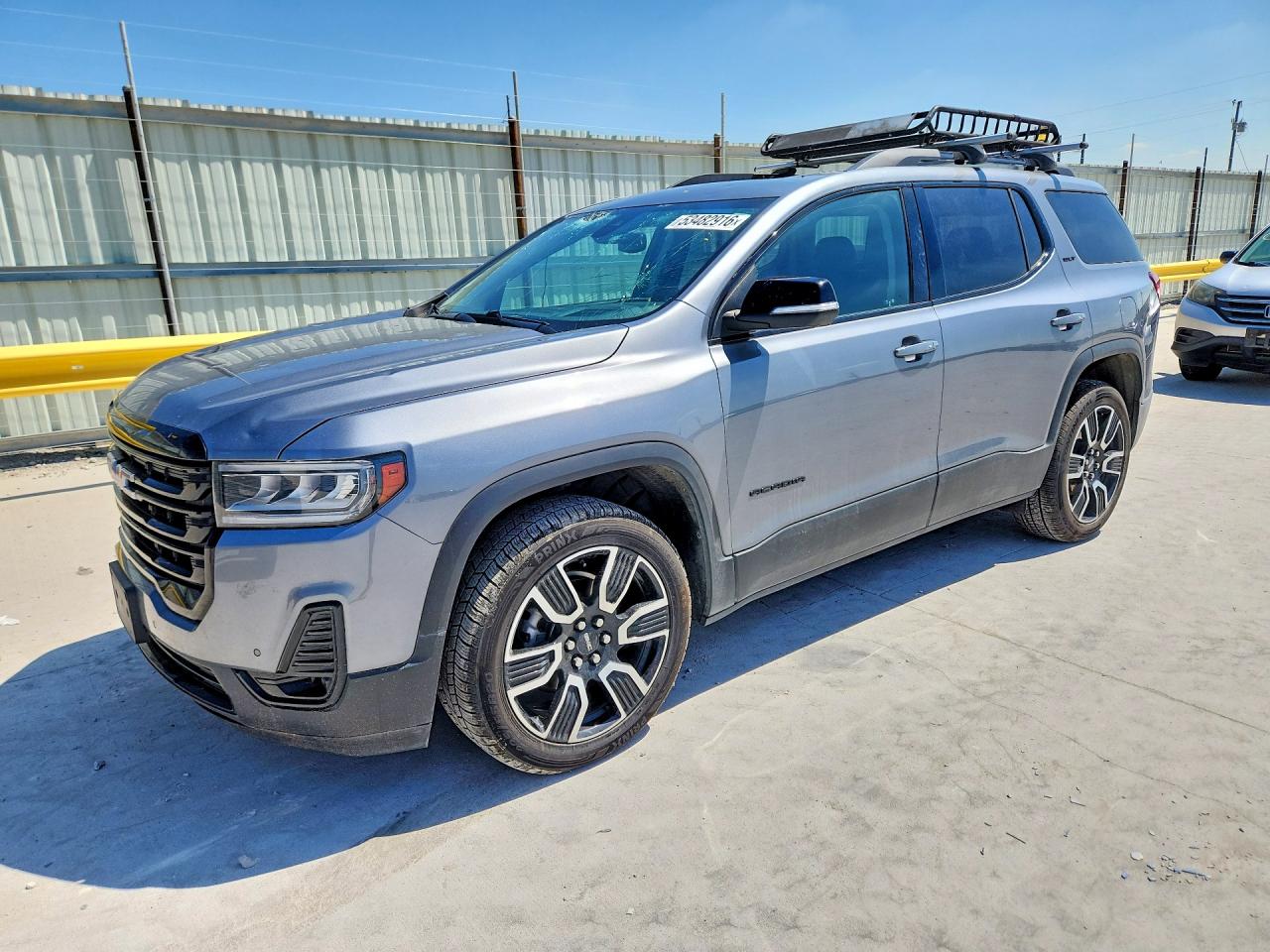 Salvage GMC Acadia Image