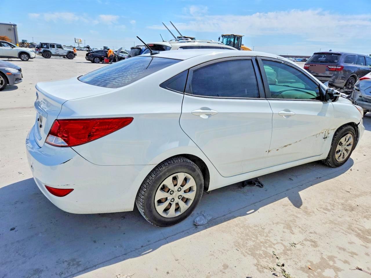 Hyundai ACCENT Se