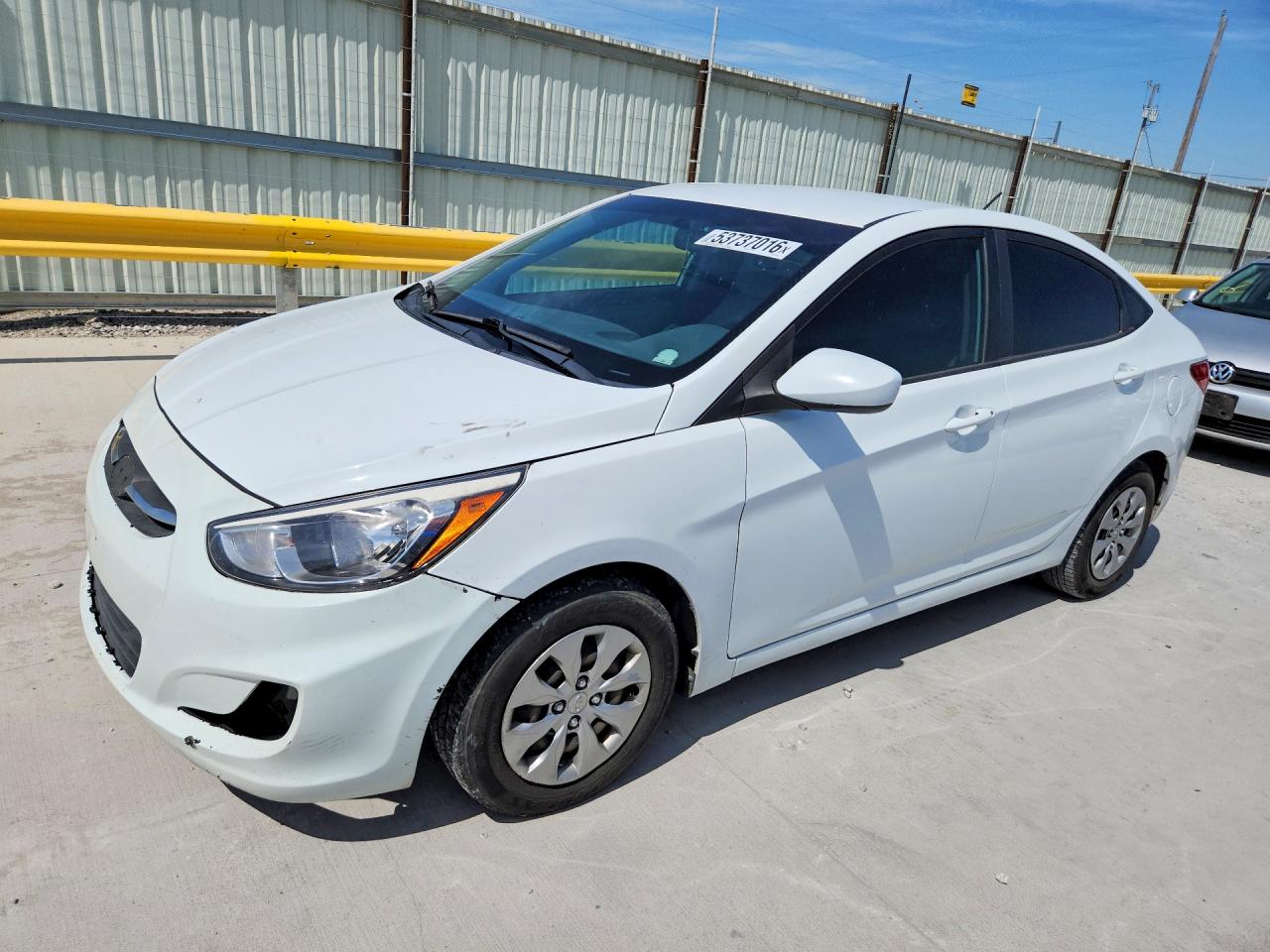 Salvage Hyundai ACCENT Image