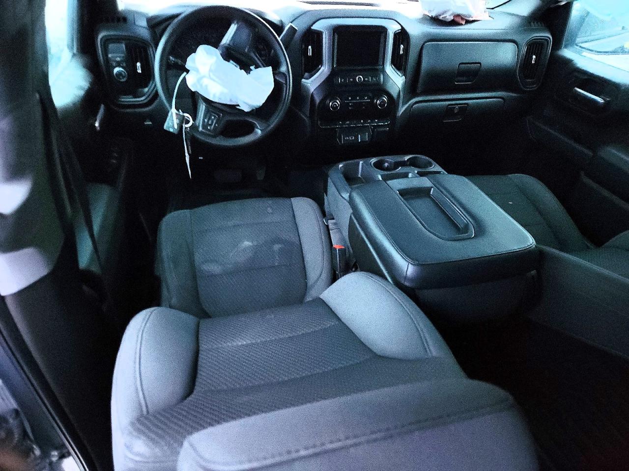 Chevrolet Silverado C1500 Custom