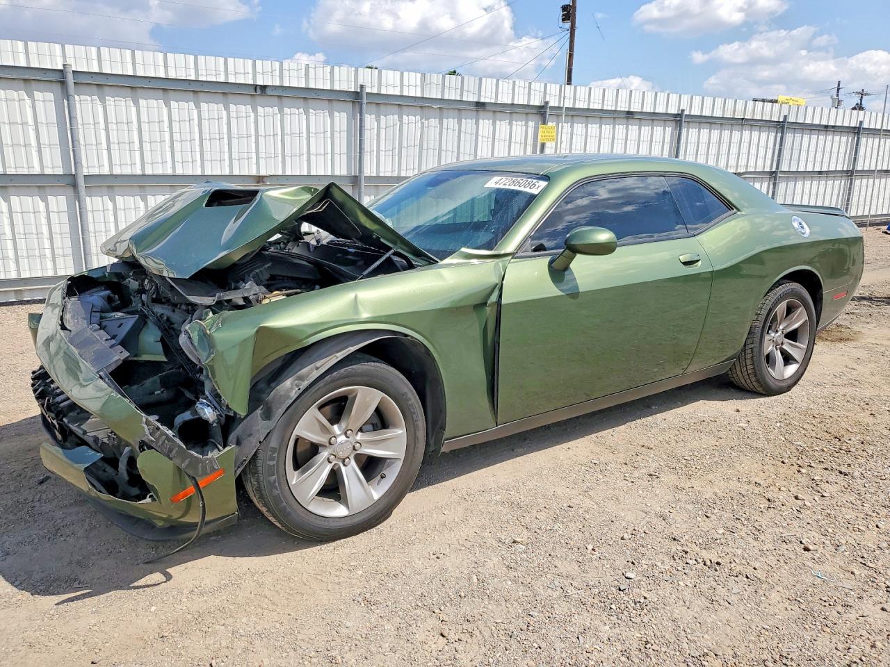 Salvage Dodge Challenger Image