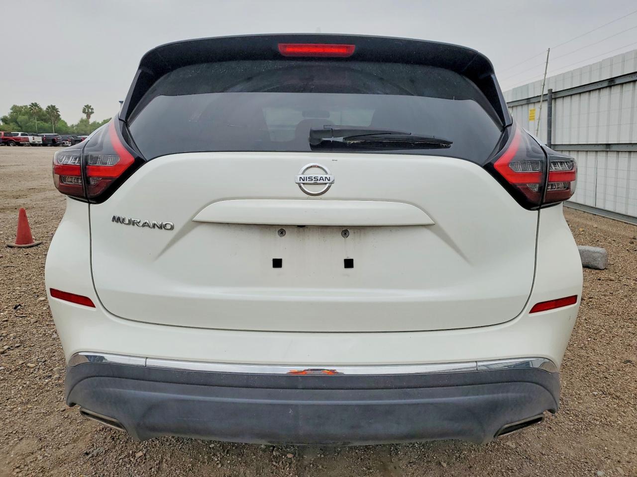 Nissan Murano S