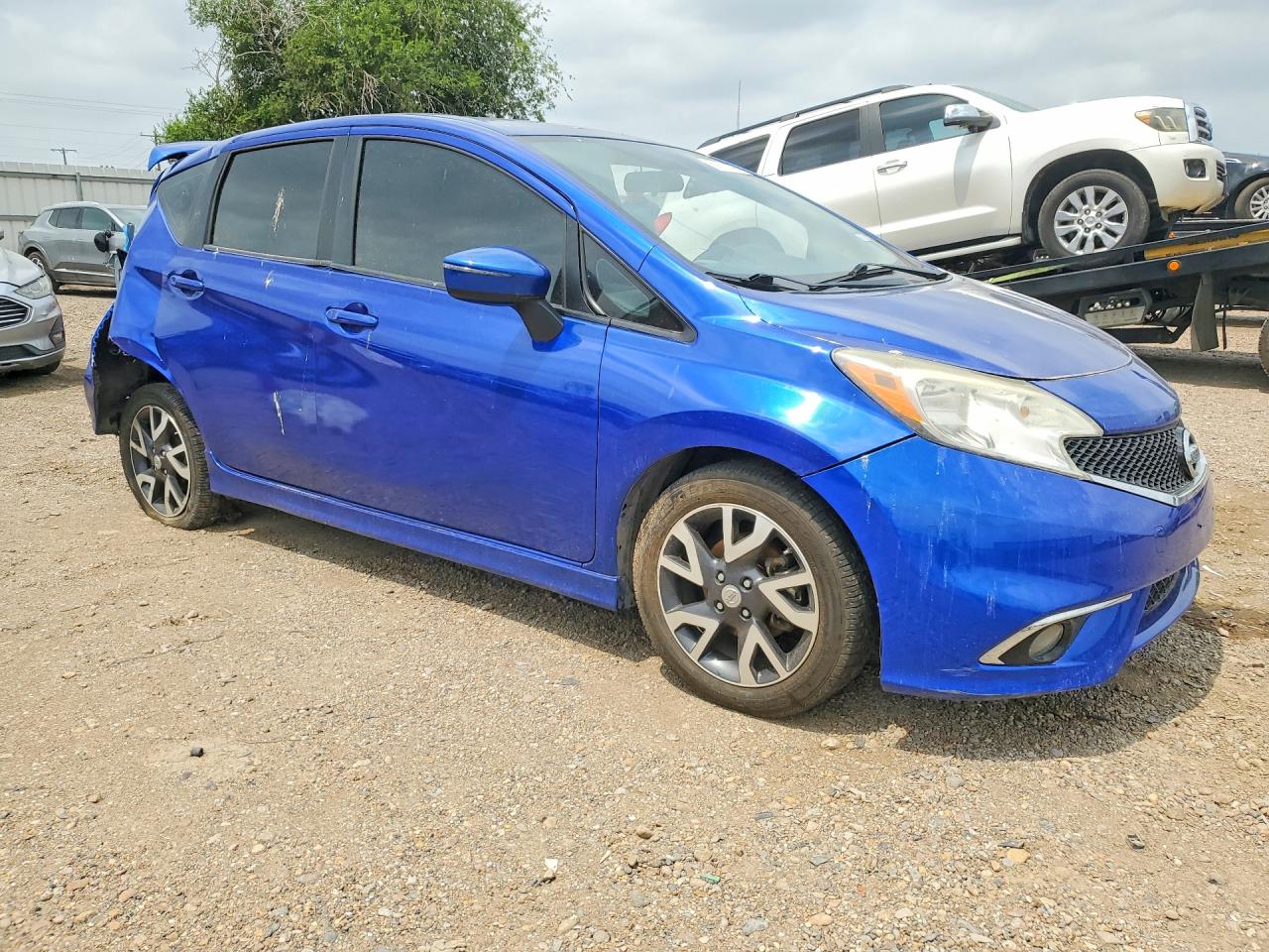 Nissan Versa Sr