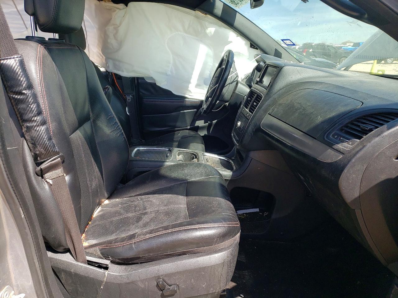 Dodge Caravan Gt