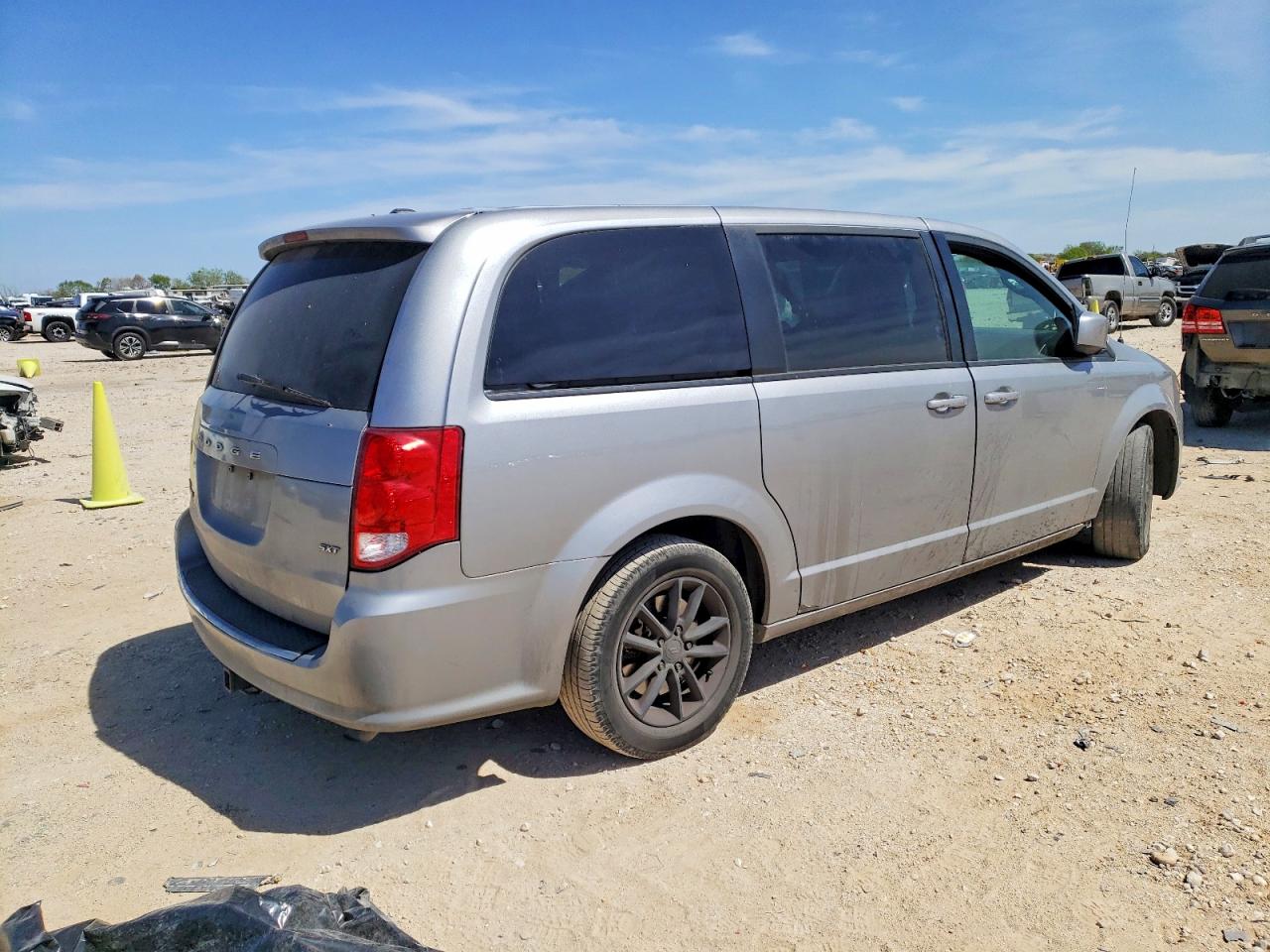 Dodge Caravan Gt