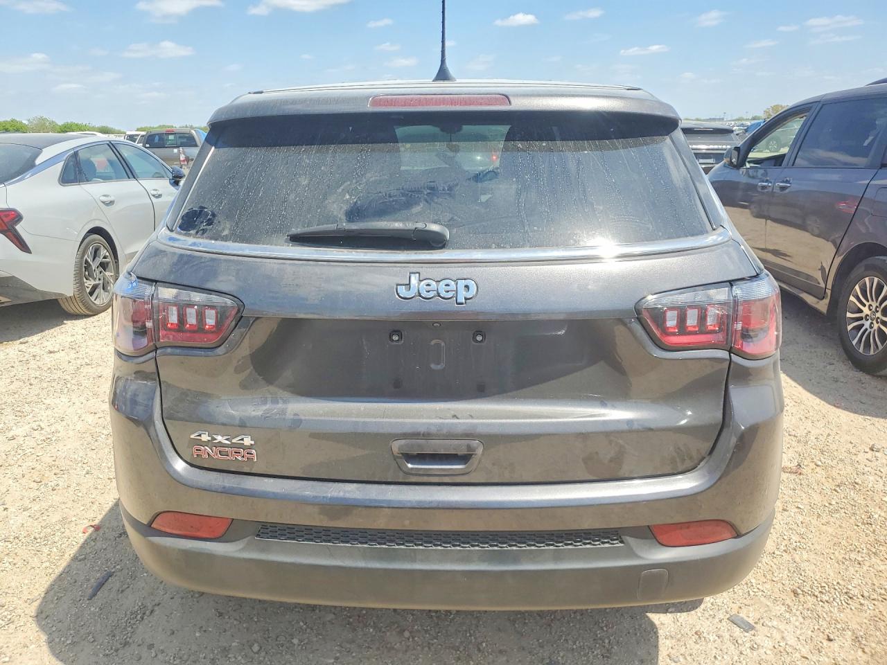 Jeep Compass Sport