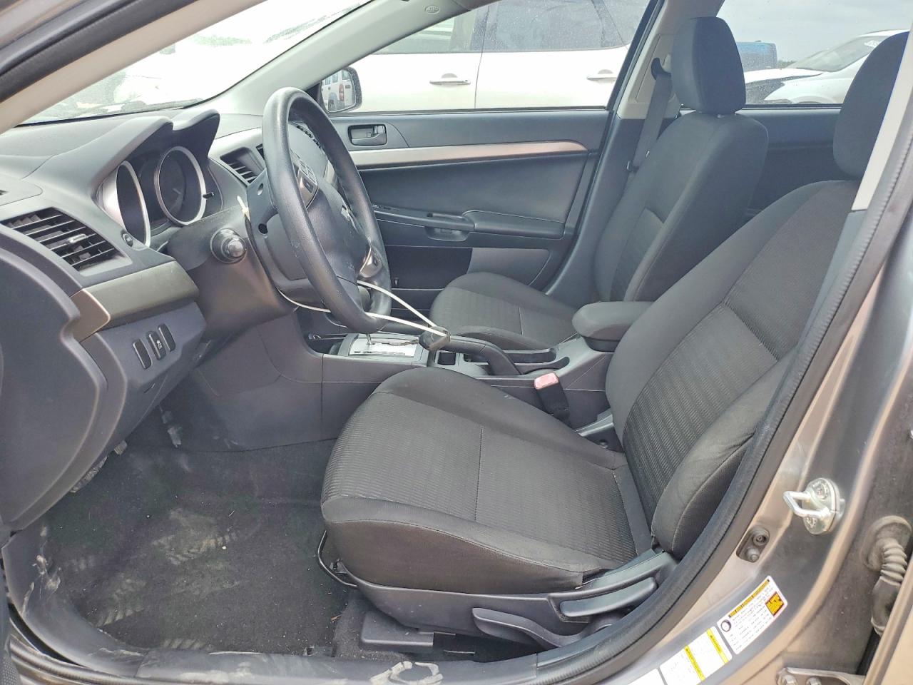 Mitsubishi Lancer Es