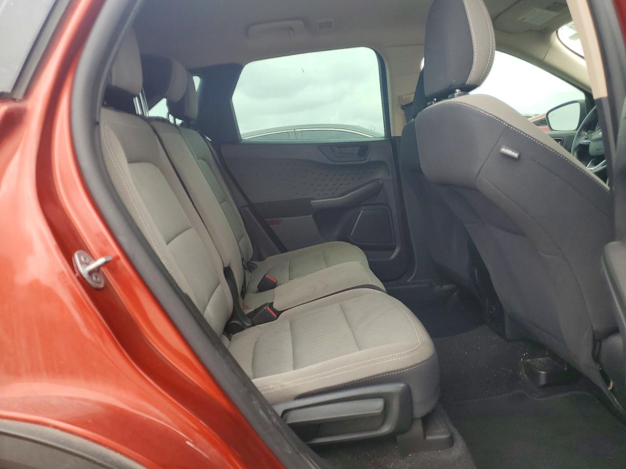 Ford Escape S