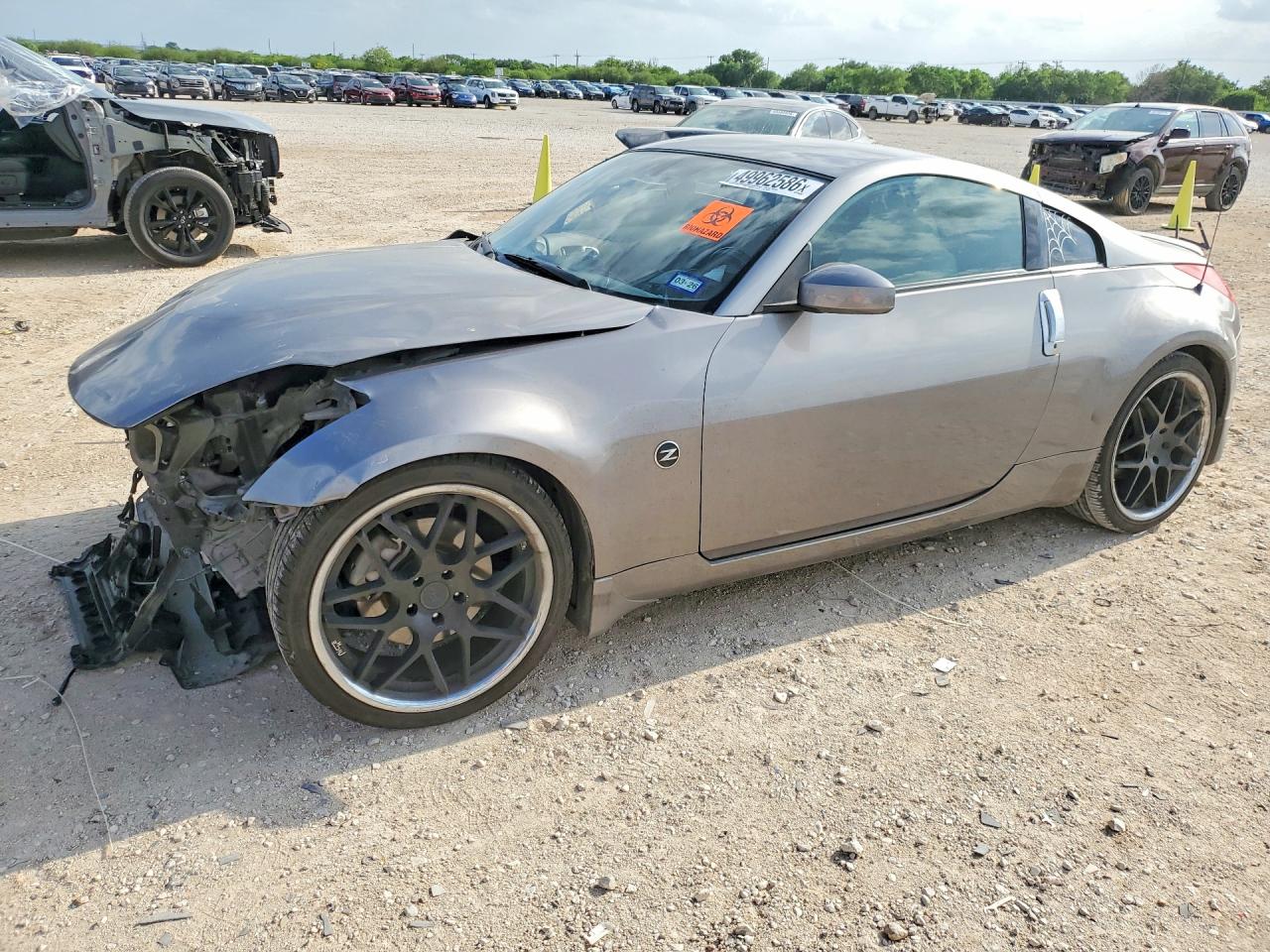 Salvage Nissan 350Z Image