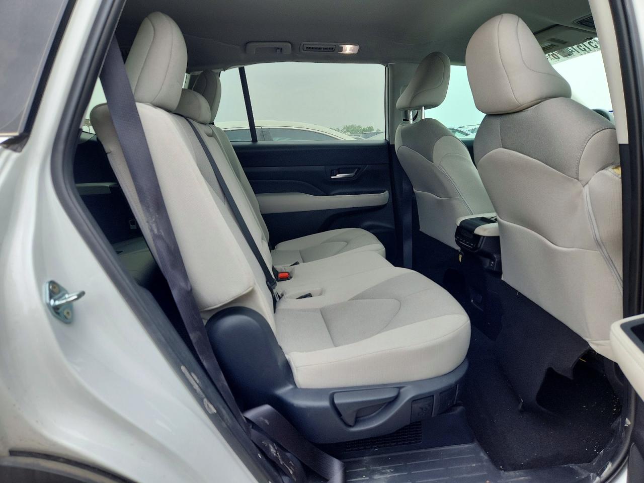 Toyota Grand Highlander Hybrid Le
