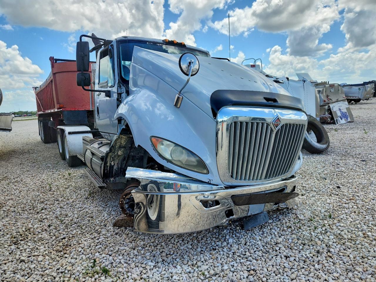 Salvage International Prostar Image