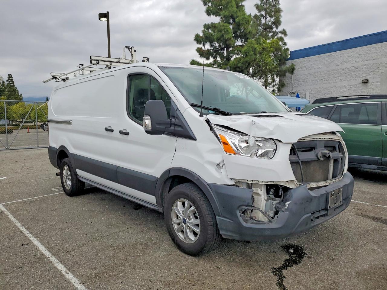 Ford Transit T-250