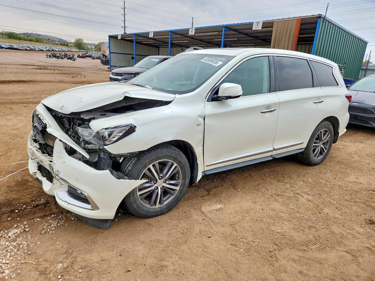 Salvage INFINITI Qx Image