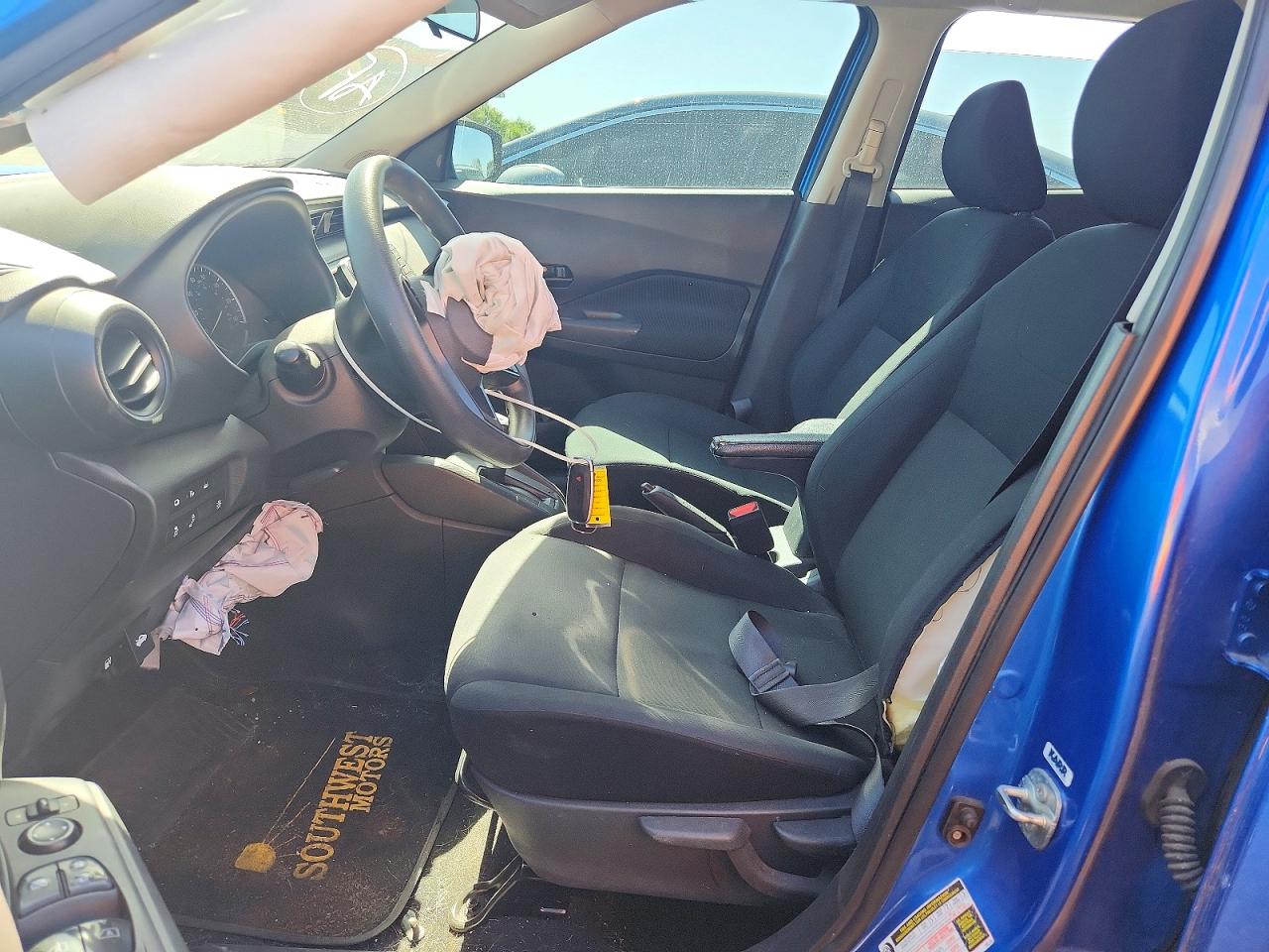 Nissan Kicks S