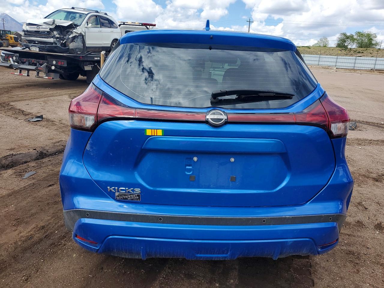 Nissan Kicks S