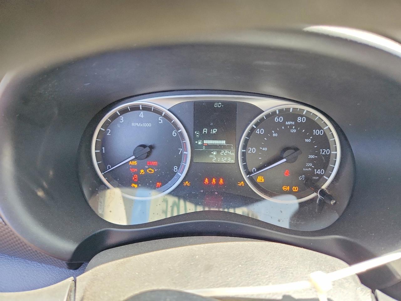 Nissan Kicks S