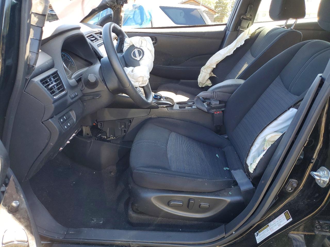 Nissan LEAF Sv Plus