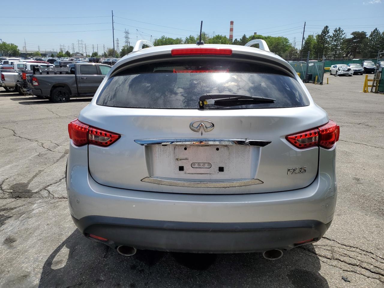 INFINITI Fx Base