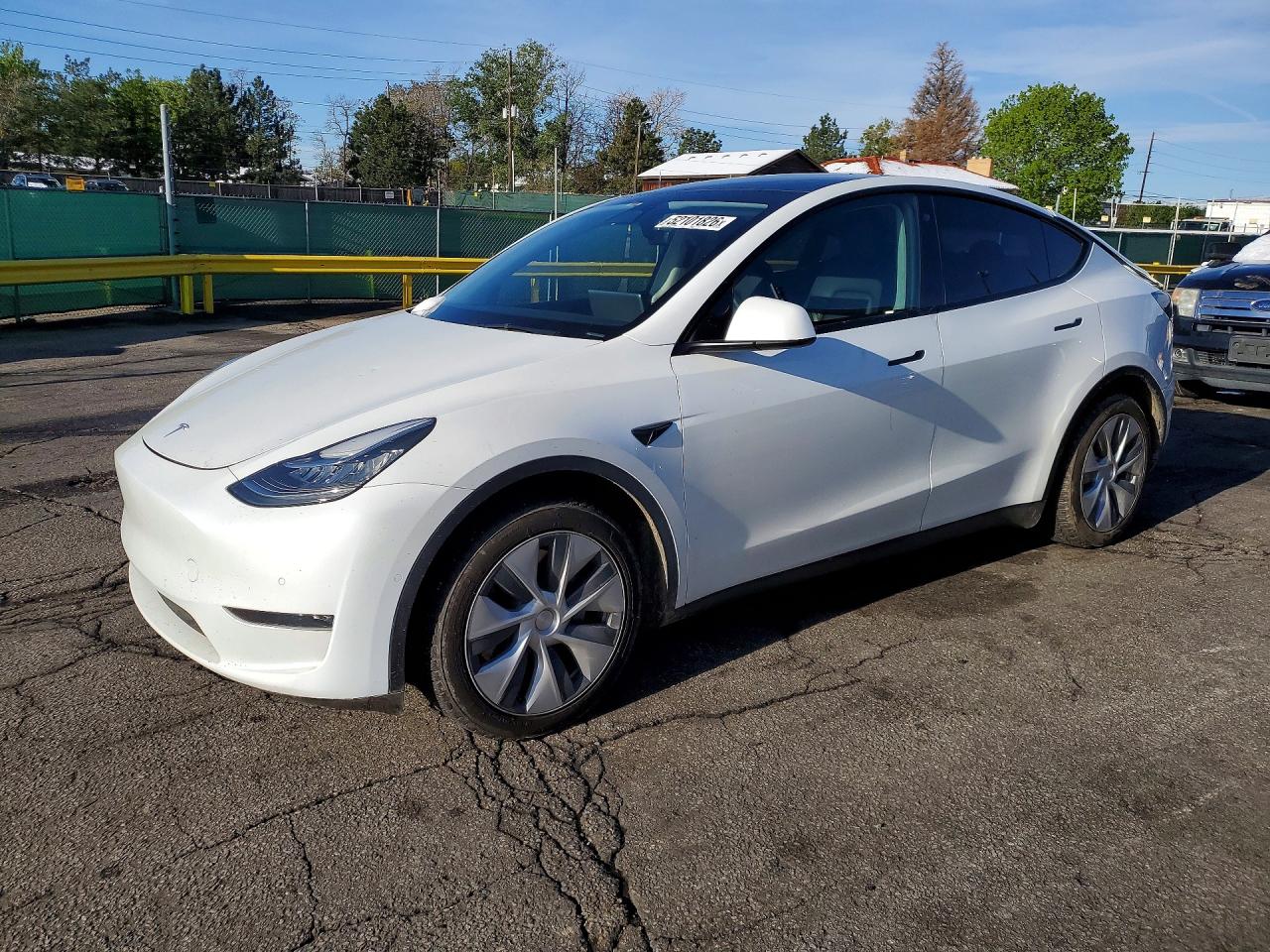 Salvage Tesla Model Y Image
