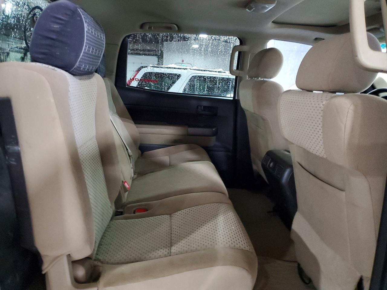 Toyota Tundra Crewmax Sr5