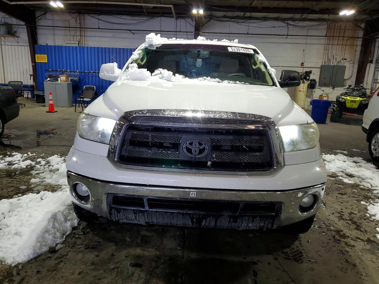 Toyota Tundra Crewmax Sr5