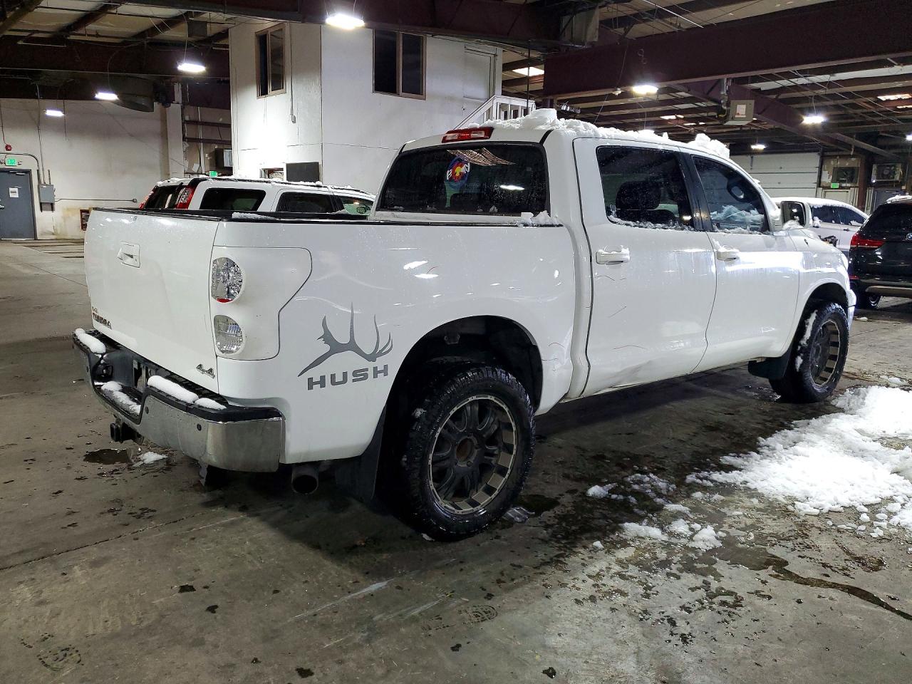 Toyota Tundra Crewmax Sr5