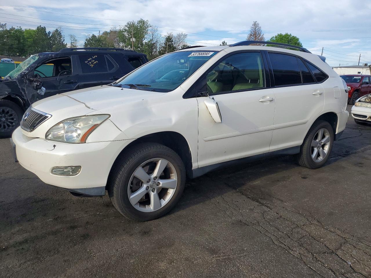 Salvage Lexus RX Image