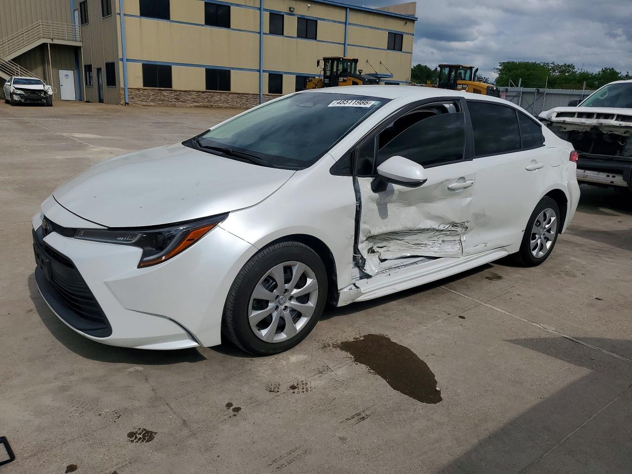 Salvage Toyota Corolla Image