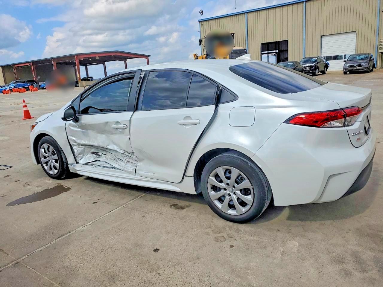 Toyota Corolla Le