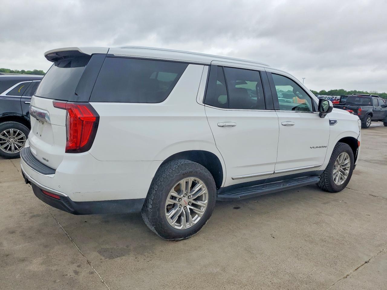 GMC Yukon Slt