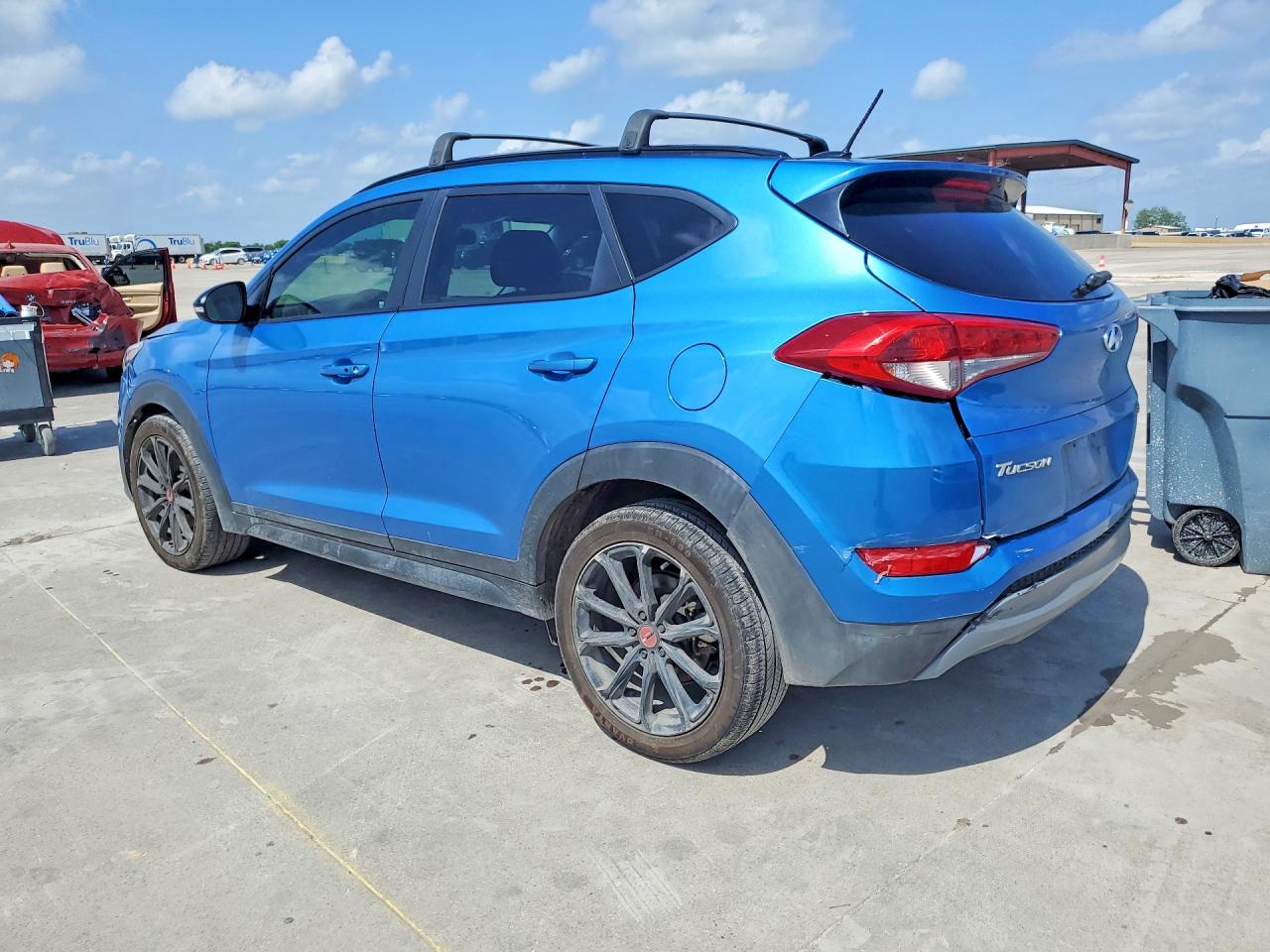 Hyundai TUCSON Night