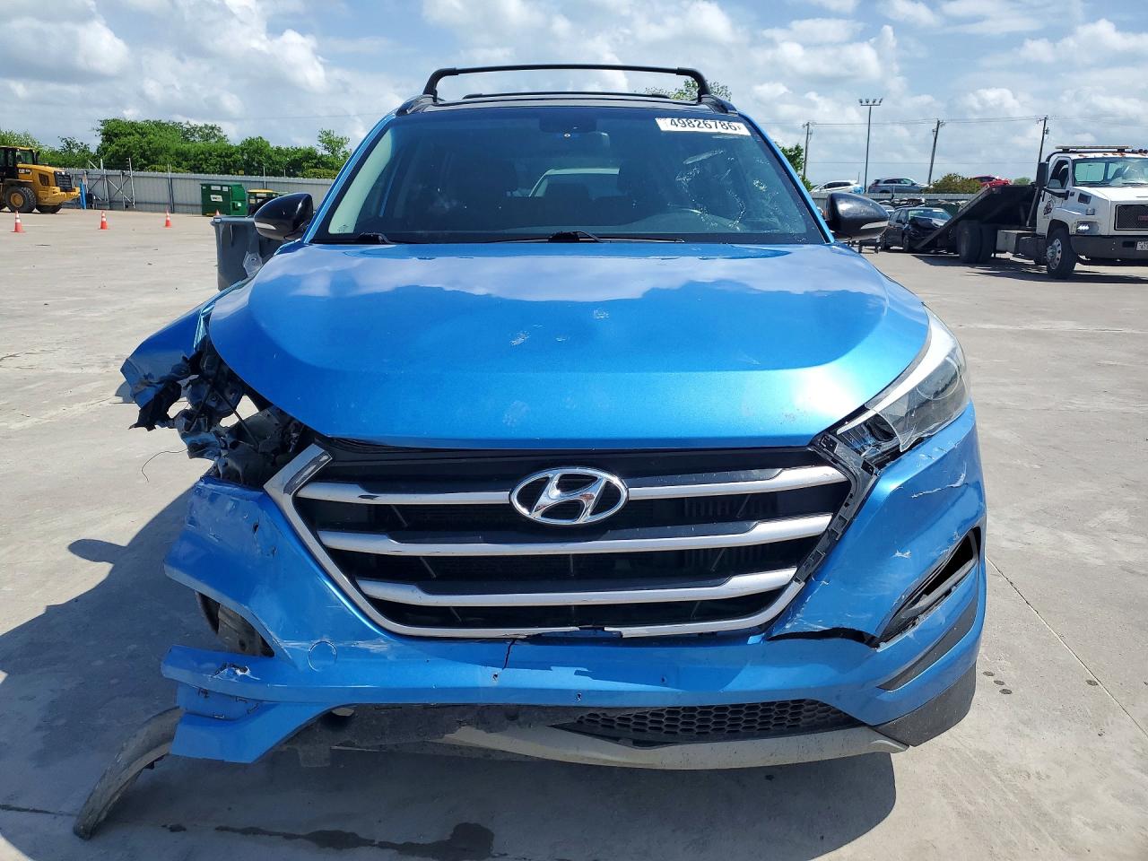 Hyundai TUCSON Night