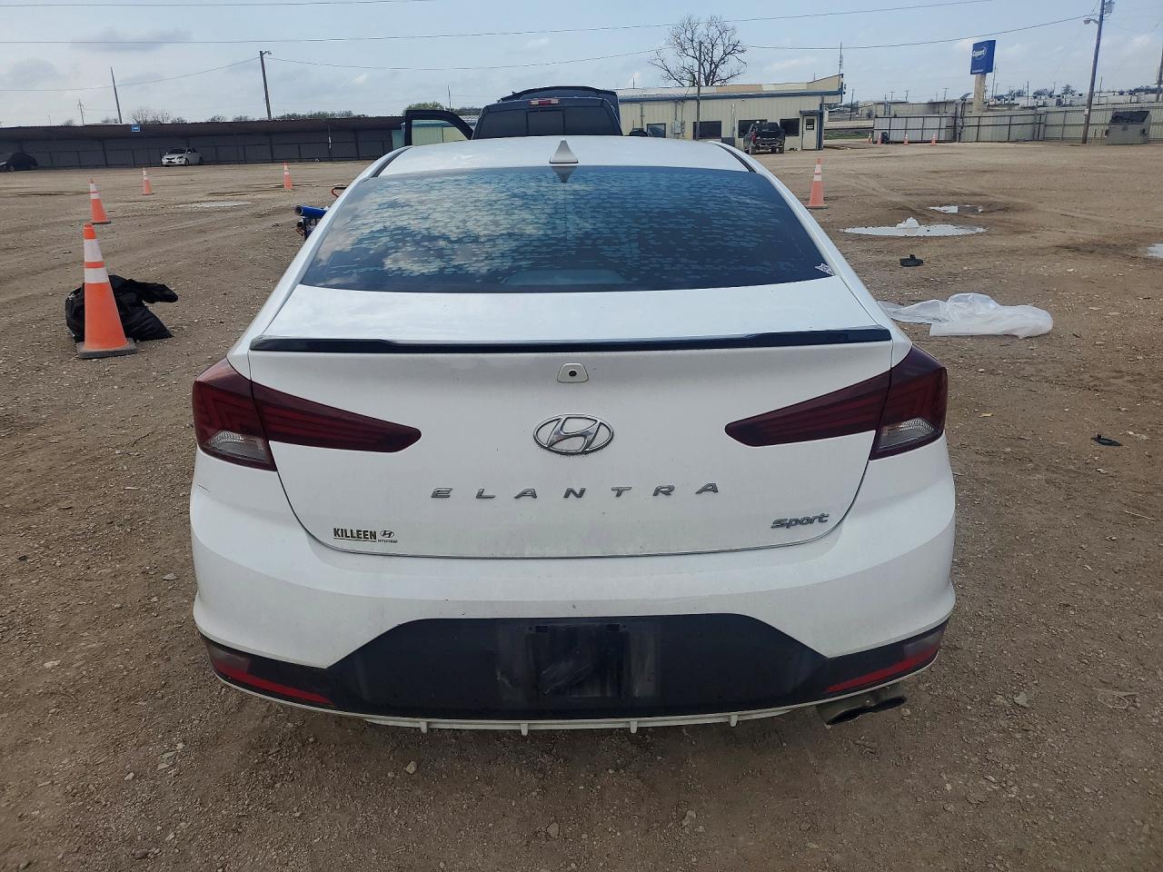 Hyundai ELANTRA Sport
