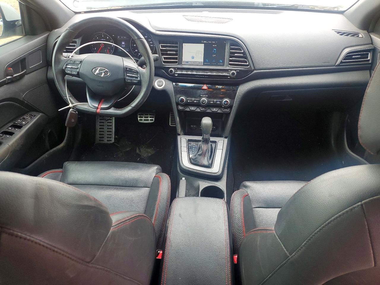 Hyundai ELANTRA Sport