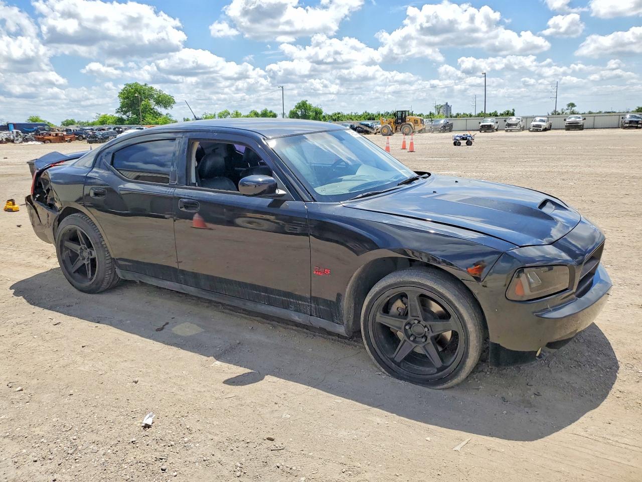 Dodge Charger R