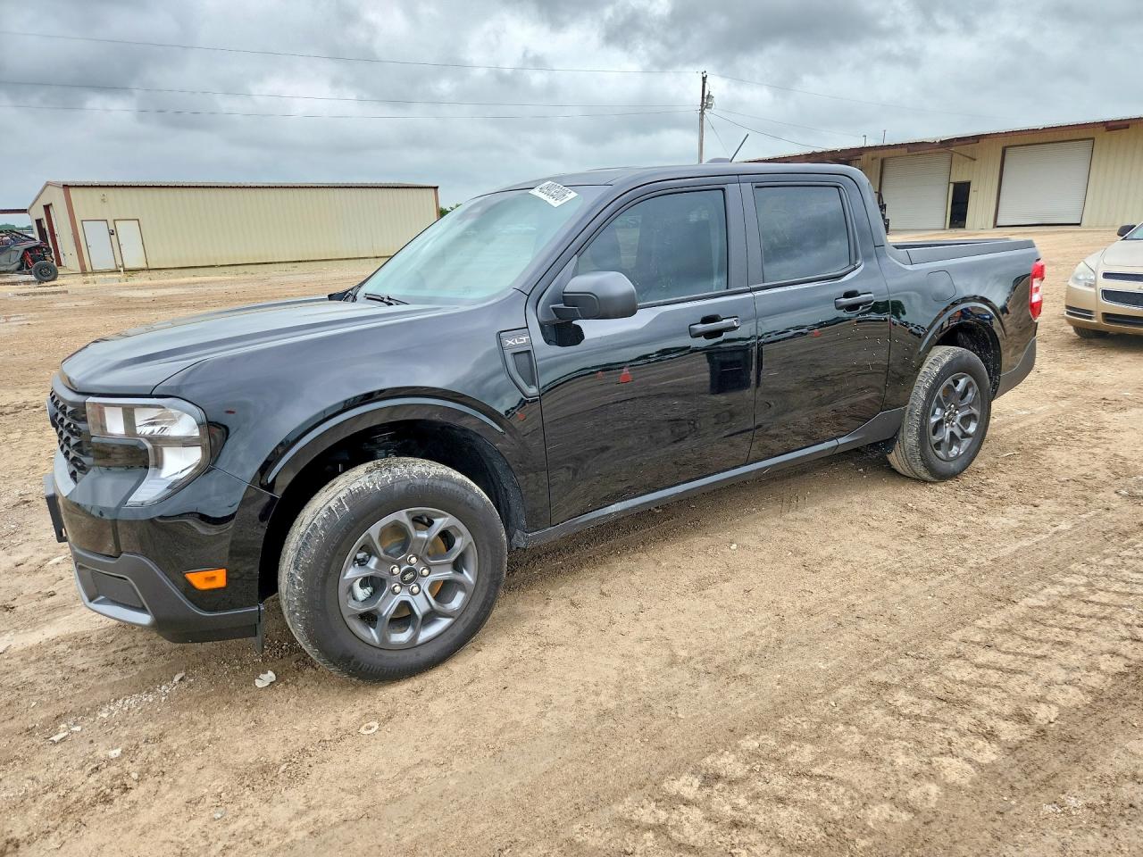 Salvage Ford Maverick Image