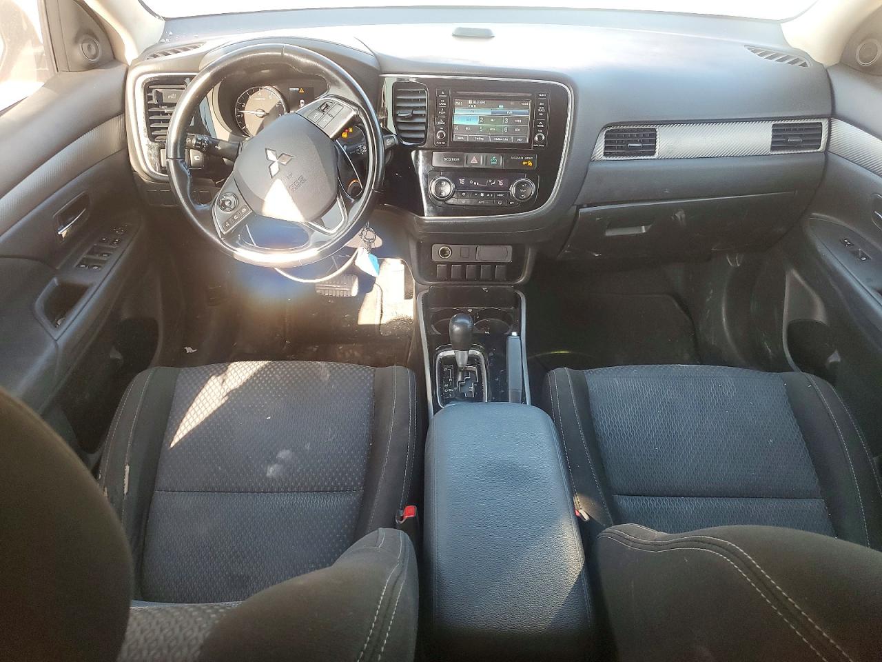 Mitsubishi Outlander Es